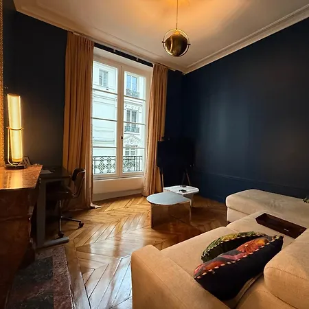 - Sleeps 4 - Near The Louvre *